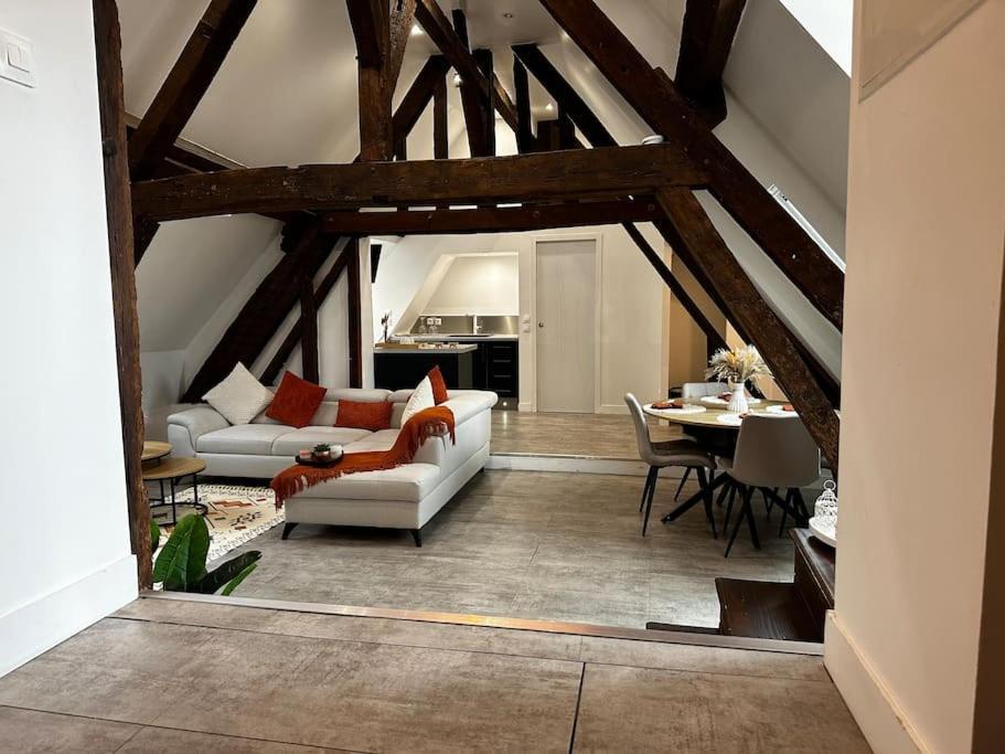 Charme, Poutres Et Elegance Appartement Chartres Buitenkant foto