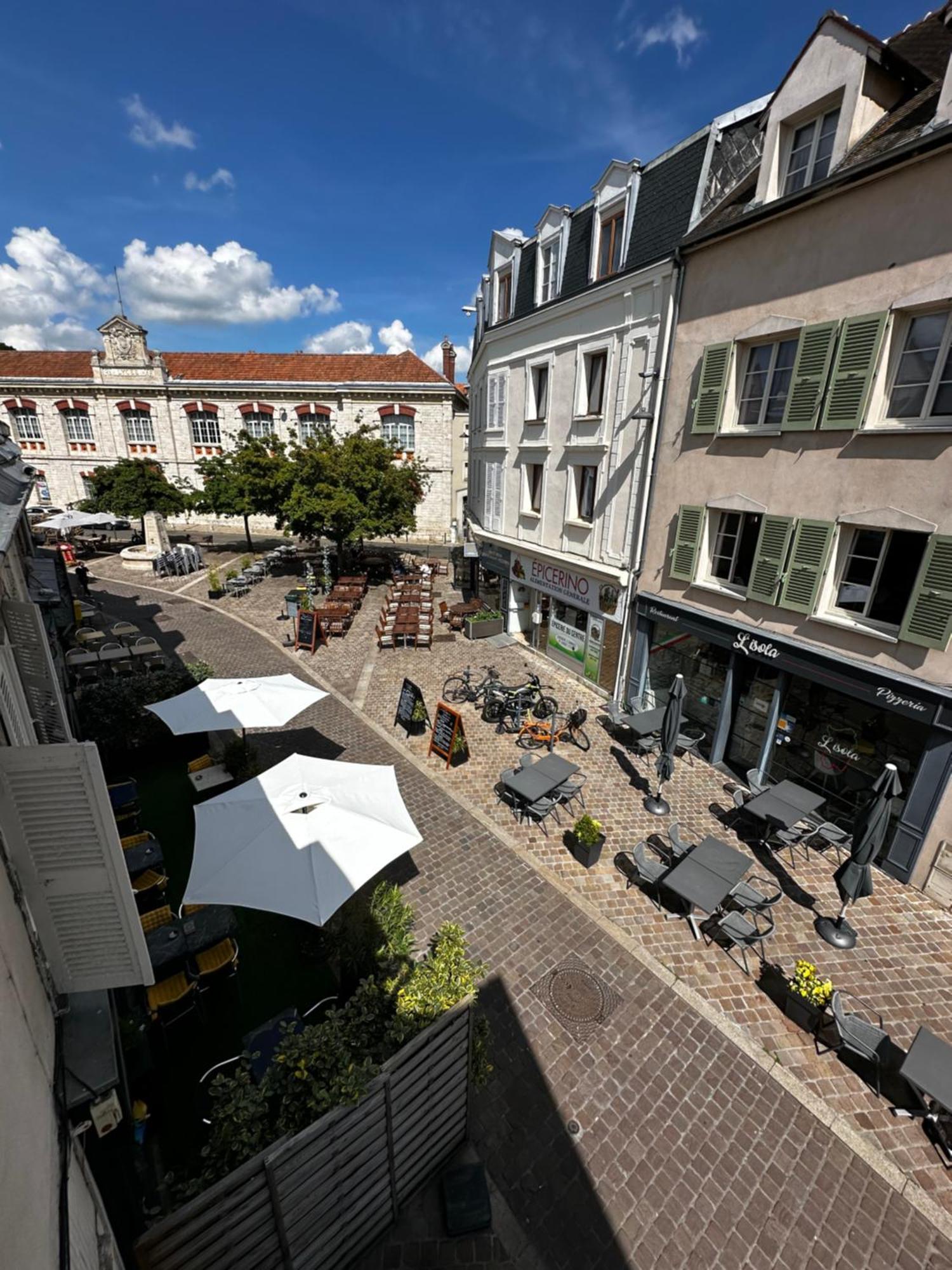 Charme, Poutres Et Elegance Appartement Chartres Buitenkant foto